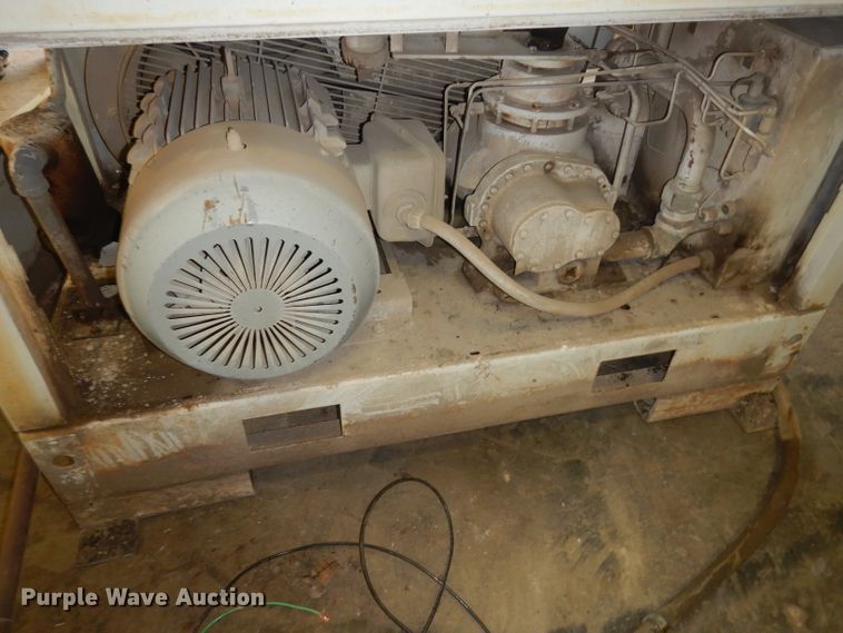 image for item DY9454 Gardner Denver air compressor