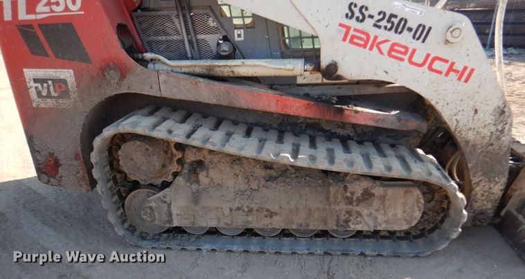 image for item DY9859 2011 Takeuchi TL250 skid steer