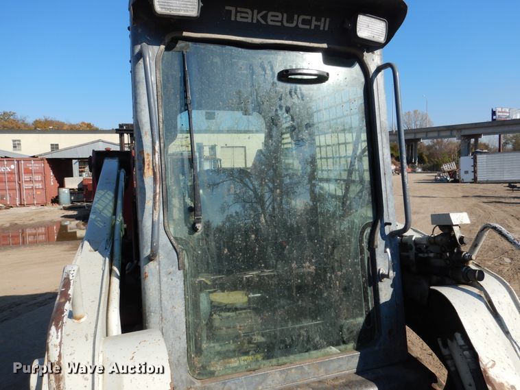 image for item DY9859 2011 Takeuchi TL250 skid steer