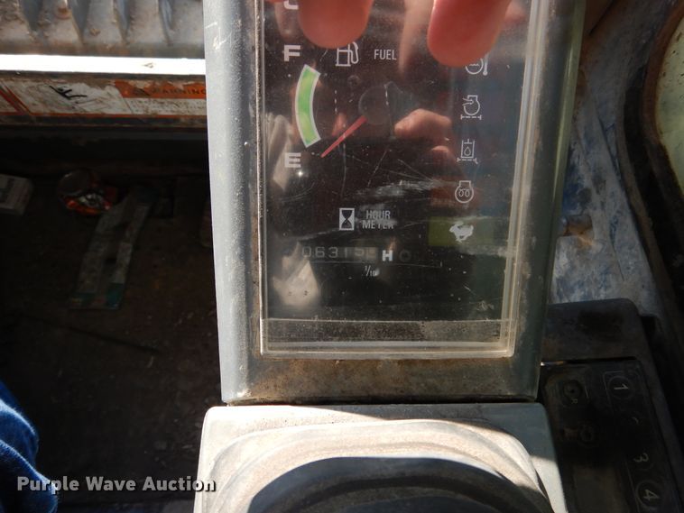 image for item DY9859 2011 Takeuchi TL250 skid steer