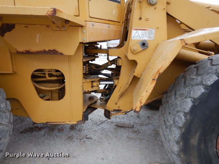image for item EC9082 1996 Caterpillar 938F wheel loader