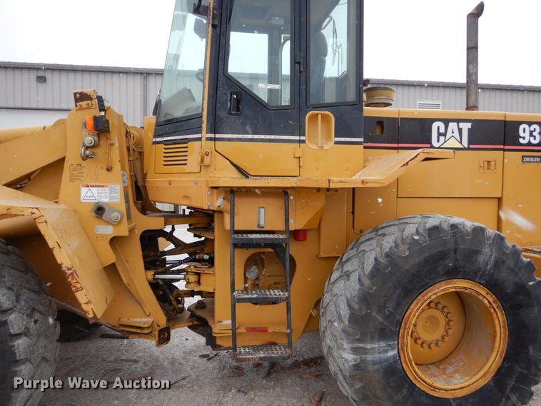 image for item EC9082 1996 Caterpillar 938F wheel loader