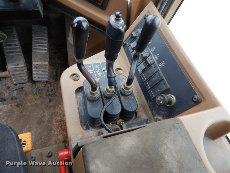 image for item EC9082 1996 Caterpillar 938F wheel loader