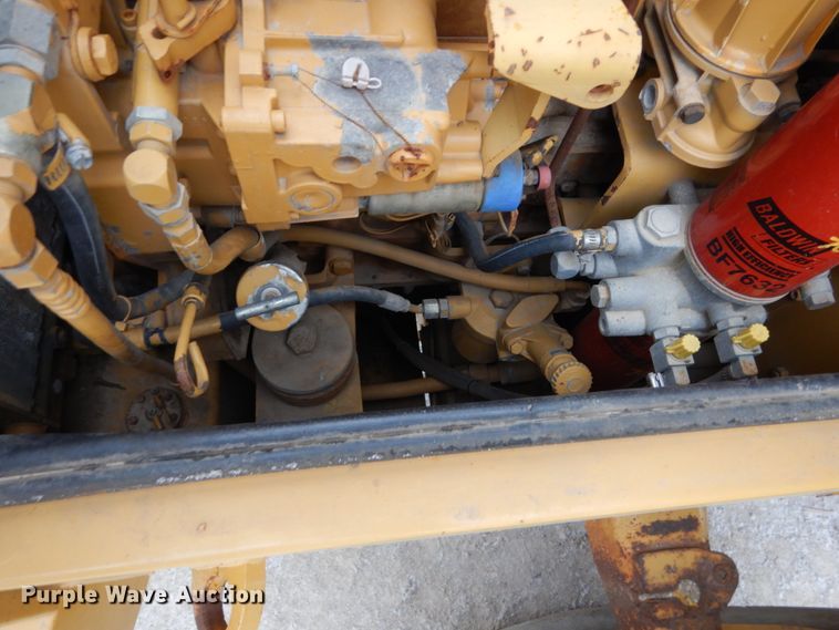 image for item EC9082 1996 Caterpillar 938F wheel loader