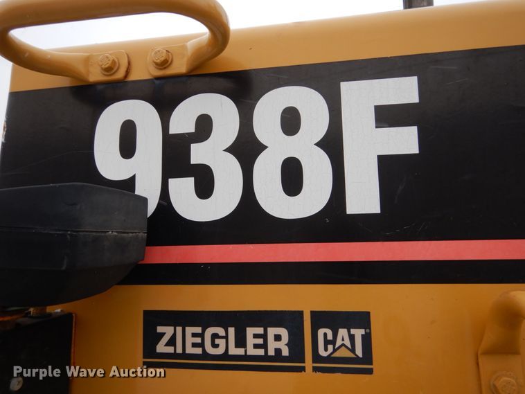 image for item EC9082 1996 Caterpillar 938F wheel loader