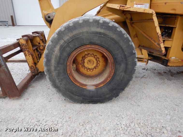 image for item EC9082 1996 Caterpillar 938F wheel loader