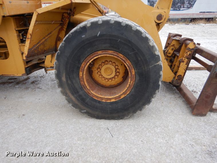 image for item EC9082 1996 Caterpillar 938F wheel loader