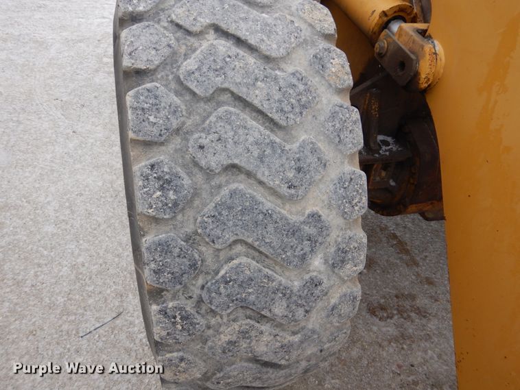 image for item EC9082 1996 Caterpillar 938F wheel loader
