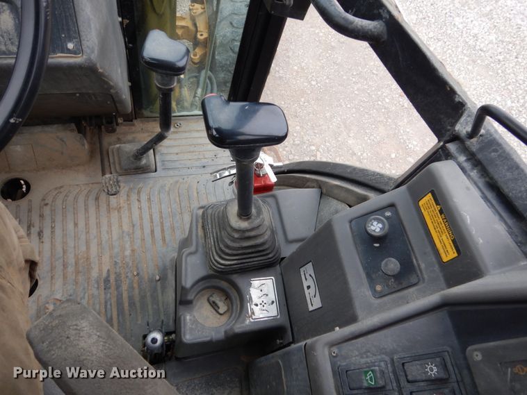 image for item EC9083 1995 Ford 555D backhoe