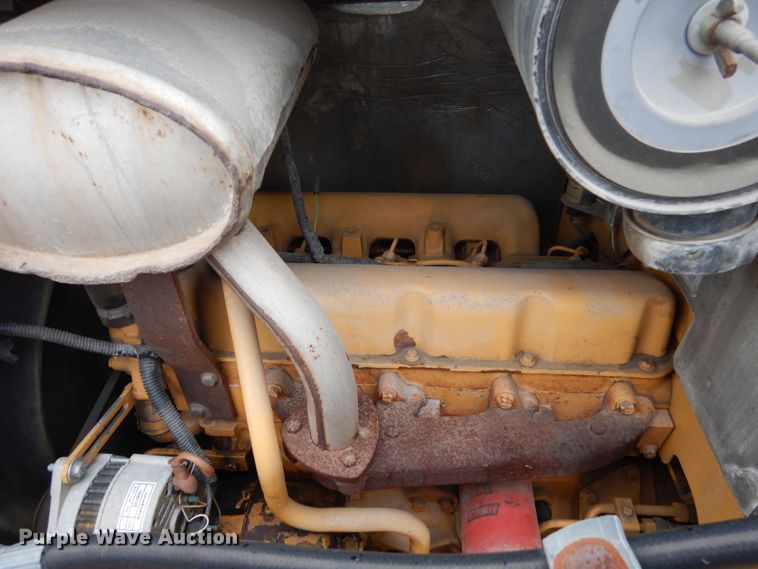 image for item EC9083 1995 Ford 555D backhoe