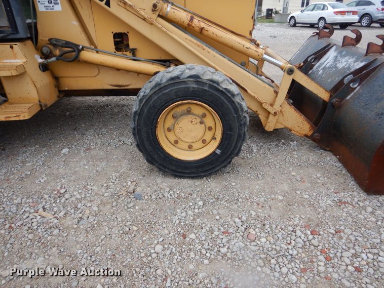 image for item EC9083 1995 Ford 555D backhoe