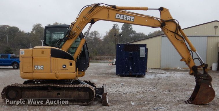 image for item EC9084 2006 John Deere 75C mini excavator