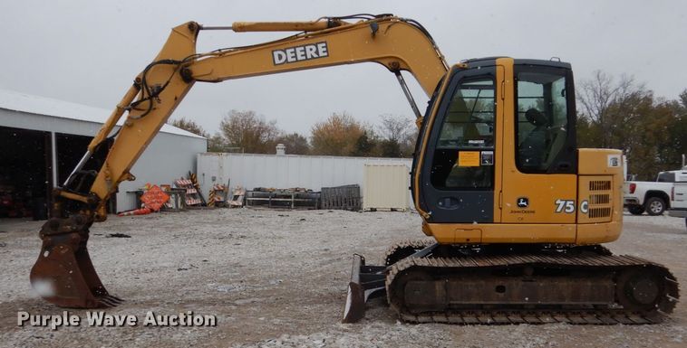 image for item EC9084 2006 John Deere 75C mini excavator