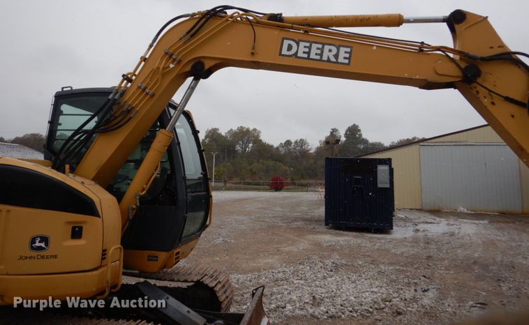 image for item EC9084 2006 John Deere 75C mini excavator