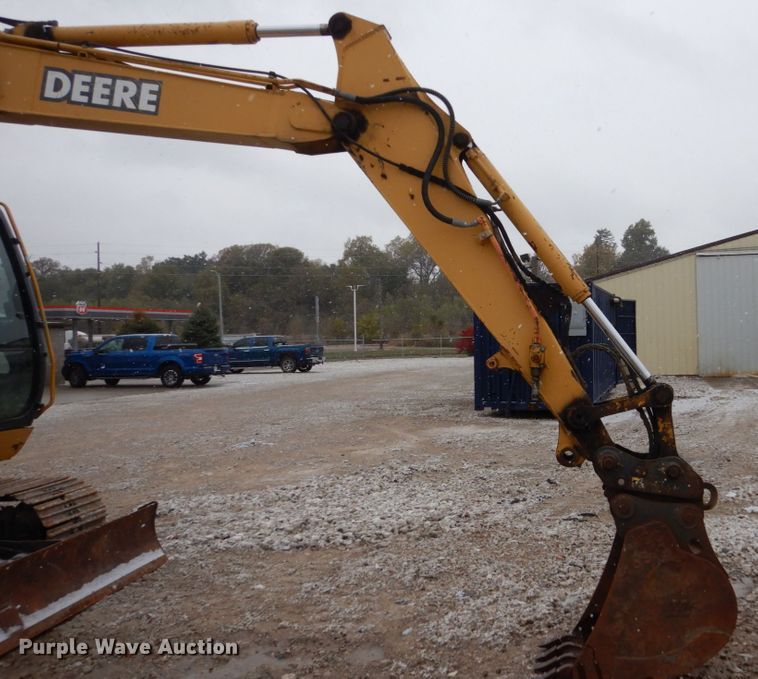 image for item EC9084 2006 John Deere 75C mini excavator