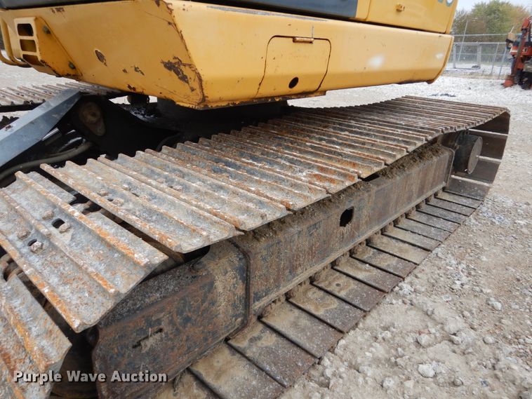 image for item EC9084 2006 John Deere 75C mini excavator