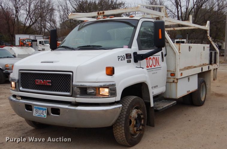 image for item EC9087 2006 GMC C4500 flatbed truck