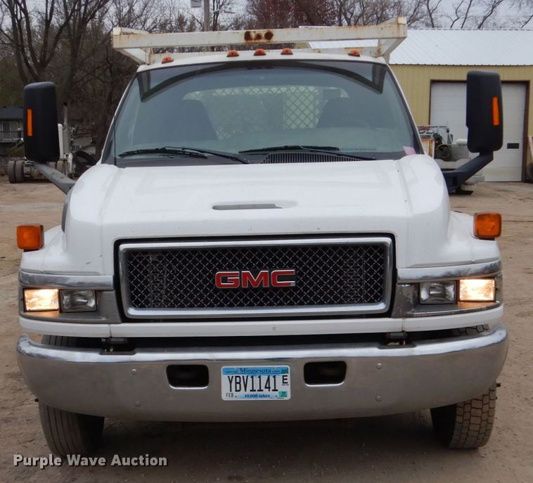 image for item EC9087 2006 GMC C4500 flatbed truck