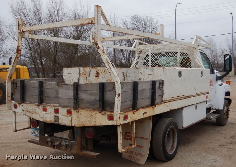 image for item EC9087 2006 GMC C4500 flatbed truck