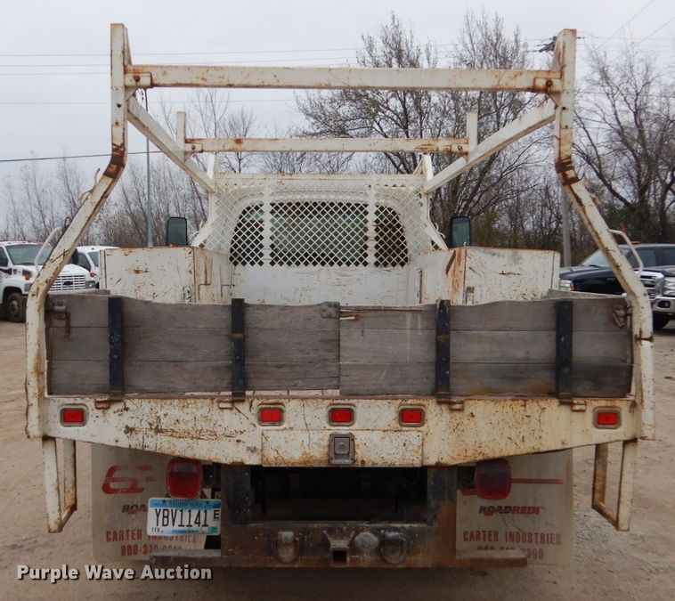 image for item EC9087 2006 GMC C4500 flatbed truck