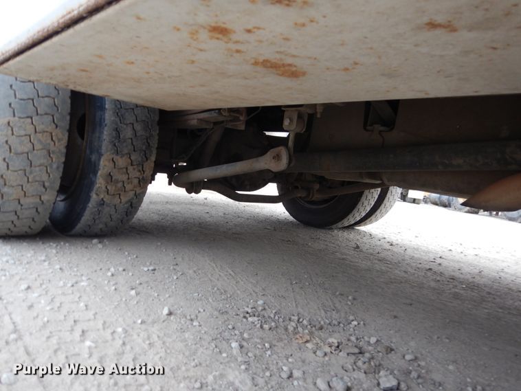 image for item EC9087 2006 GMC C4500 flatbed truck