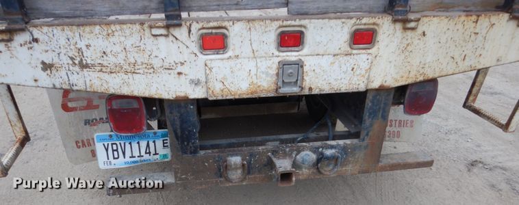 image for item EC9087 2006 GMC C4500 flatbed truck