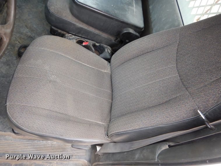 image for item EC9087 2006 GMC C4500 flatbed truck