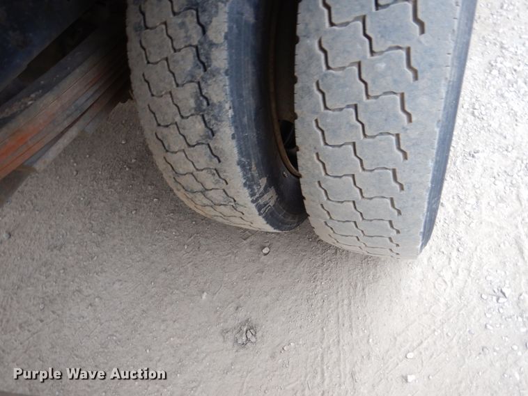 image for item EC9087 2006 GMC C4500 flatbed truck