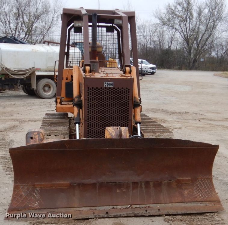 image for item EC9088 1988 Case 850D dozer