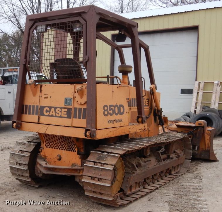 image for item EC9088 1988 Case 850D dozer