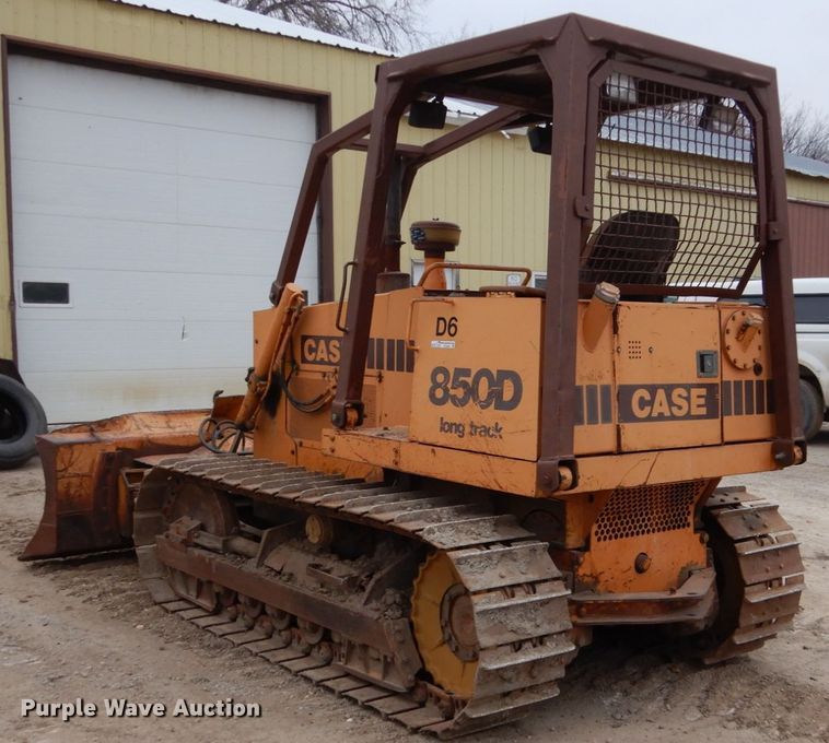 image for item EC9088 1988 Case 850D dozer