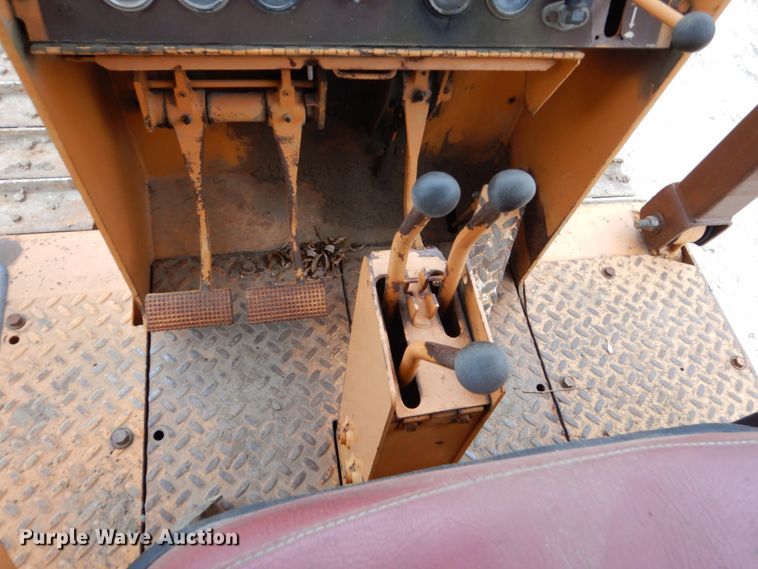 image for item EC9088 1988 Case 850D dozer