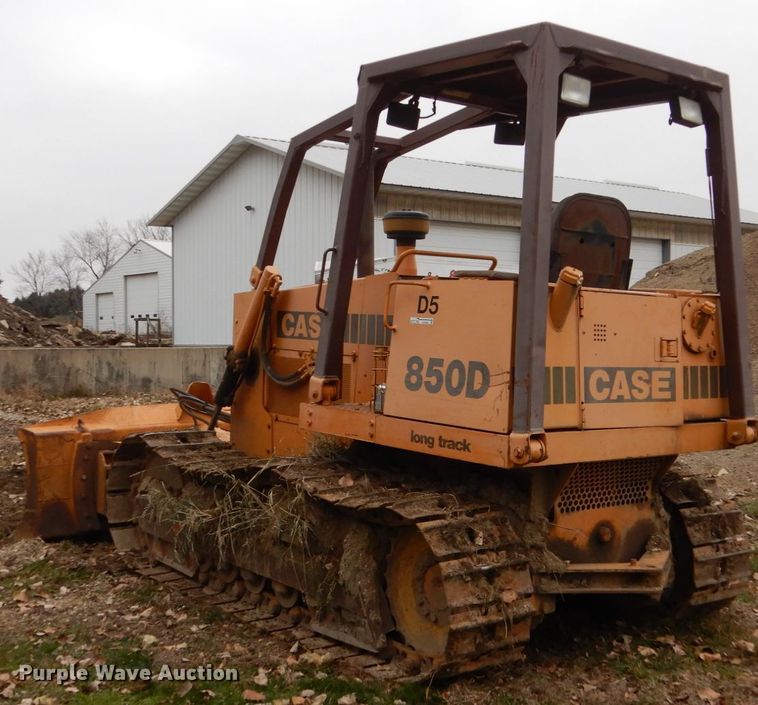 image for item EC9089 1991 Case 850D dozer