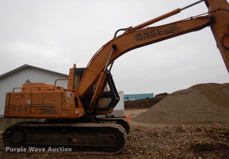 image for item EC9090 1994 Case 9010 excavator