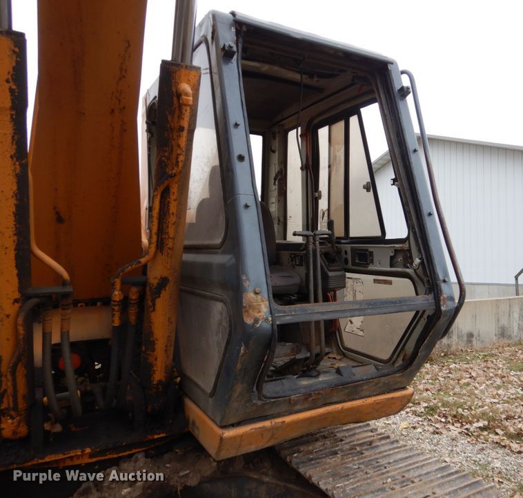 image for item EC9090 1994 Case 9010 excavator