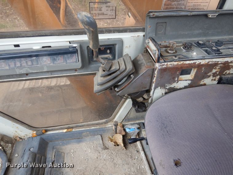 image for item EC9090 1994 Case 9010 excavator