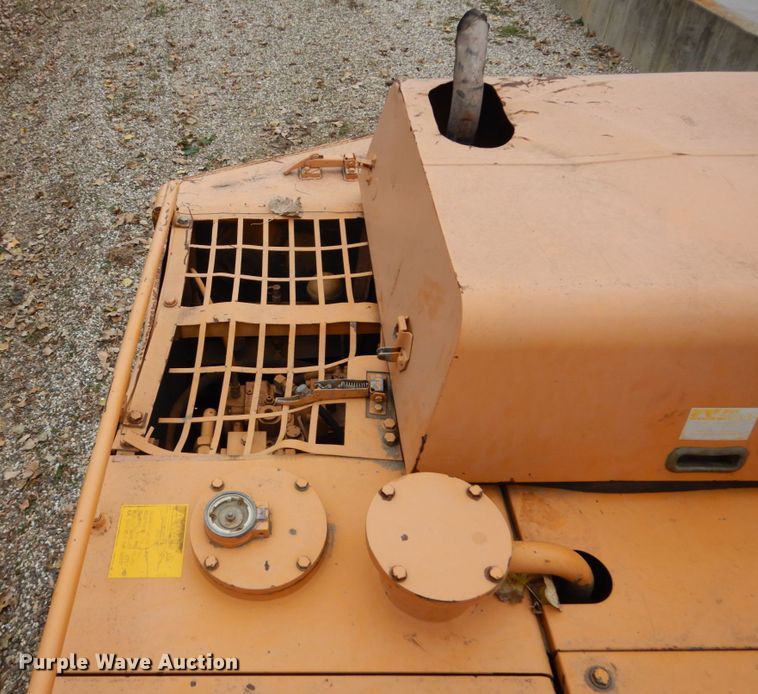image for item EC9090 1994 Case 9010 excavator