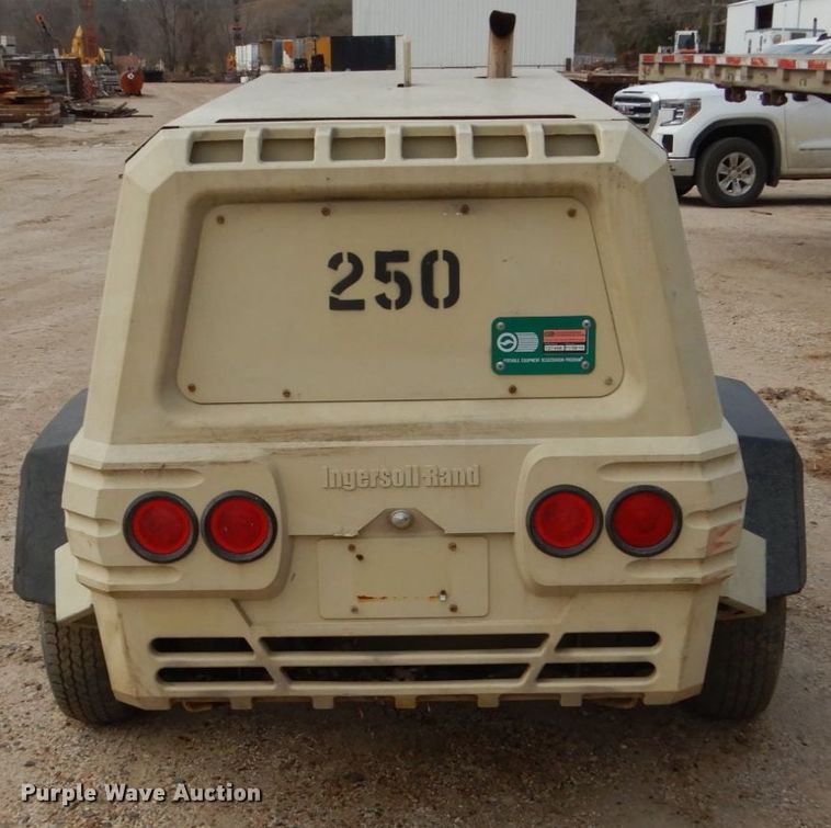 image for item EC9113 2005 Ingersoll Rand P250WJD air compressor
