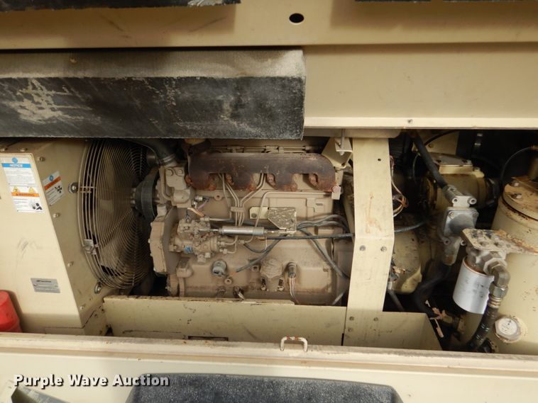 image for item EC9113 2005 Ingersoll Rand P250WJD air compressor