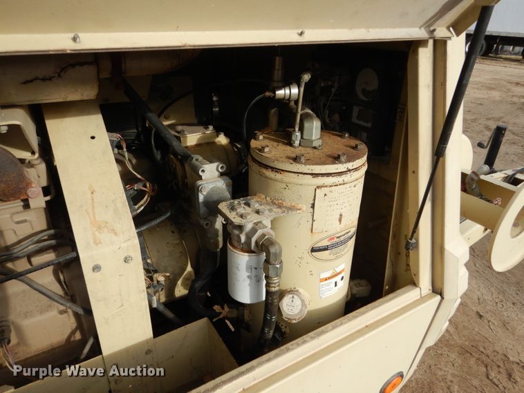 image for item EC9113 2005 Ingersoll Rand P250WJD air compressor