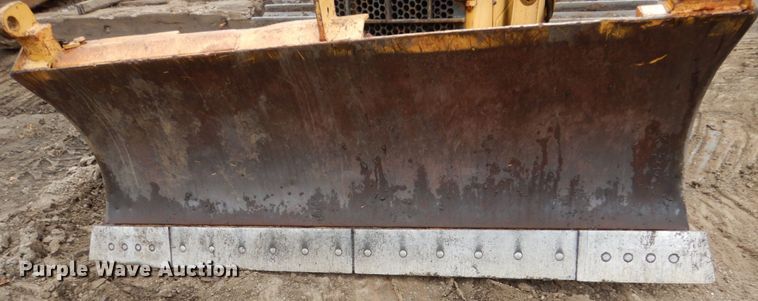 image for item EC9114 1987 Caterpillar D4H dozer