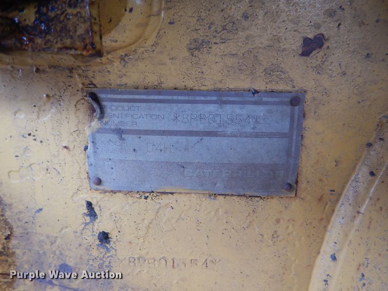 image for item EC9114 1987 Caterpillar D4H dozer