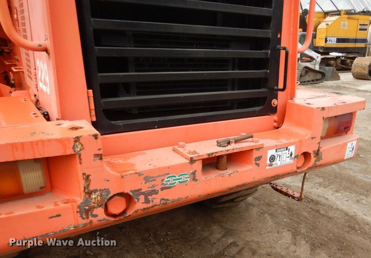 image for item EC9115 1994 Daewoo Mega 200 wheel loader