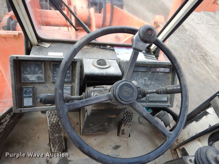 image for item EC9115 1994 Daewoo Mega 200 wheel loader