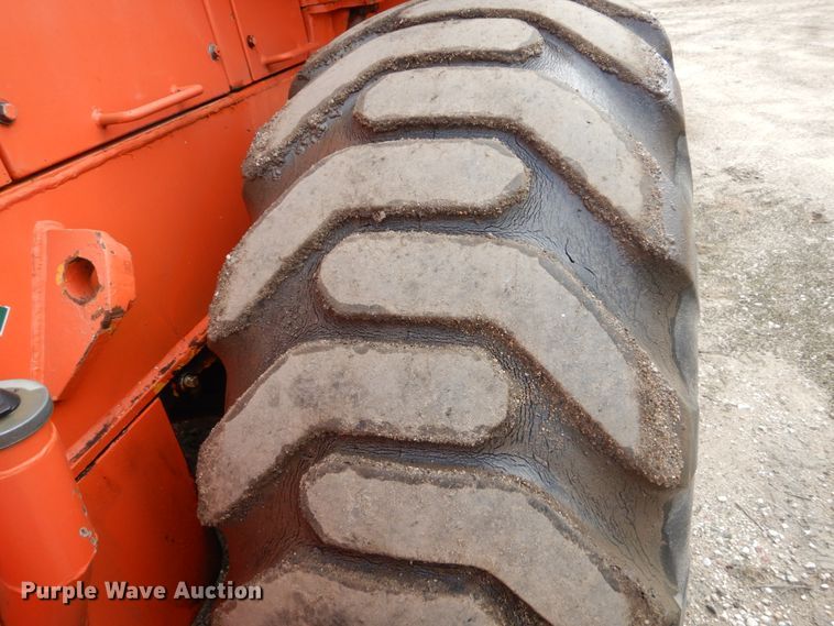 image for item EC9115 1994 Daewoo Mega 200 wheel loader