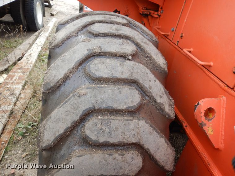 image for item EC9115 1994 Daewoo Mega 200 wheel loader