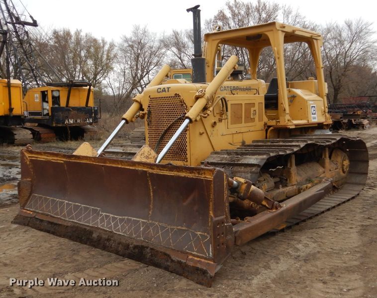 image for item EC9116 1979 Caterpillar D6D dozer
