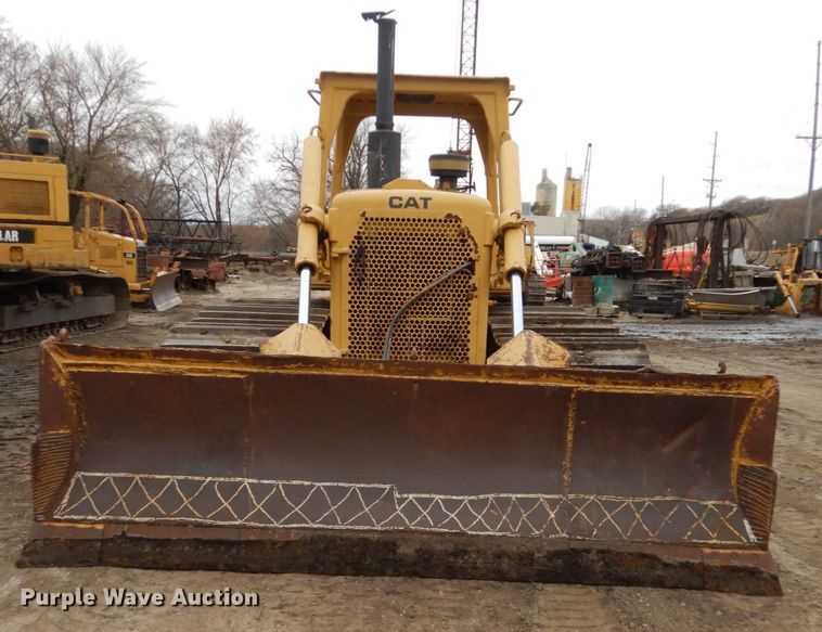 image for item EC9116 1979 Caterpillar D6D dozer