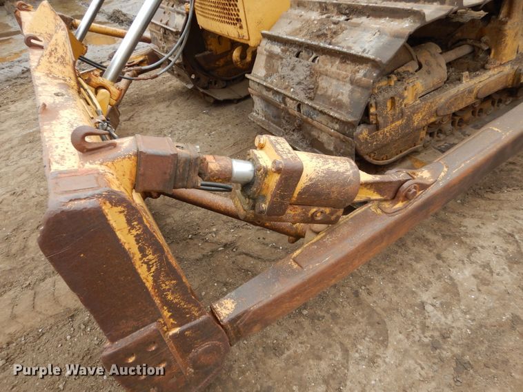 image for item EC9116 1979 Caterpillar D6D dozer