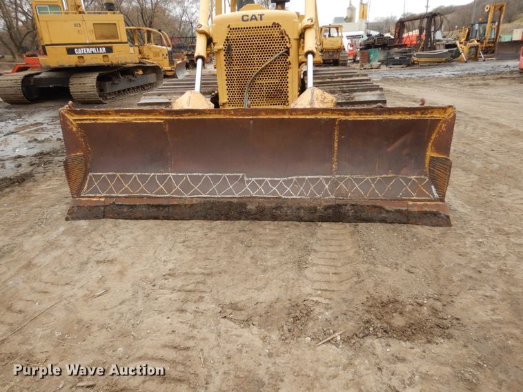 image for item EC9116 1979 Caterpillar D6D dozer
